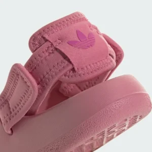 Kids/BOY adidas Adifom Adilette Slides Kids